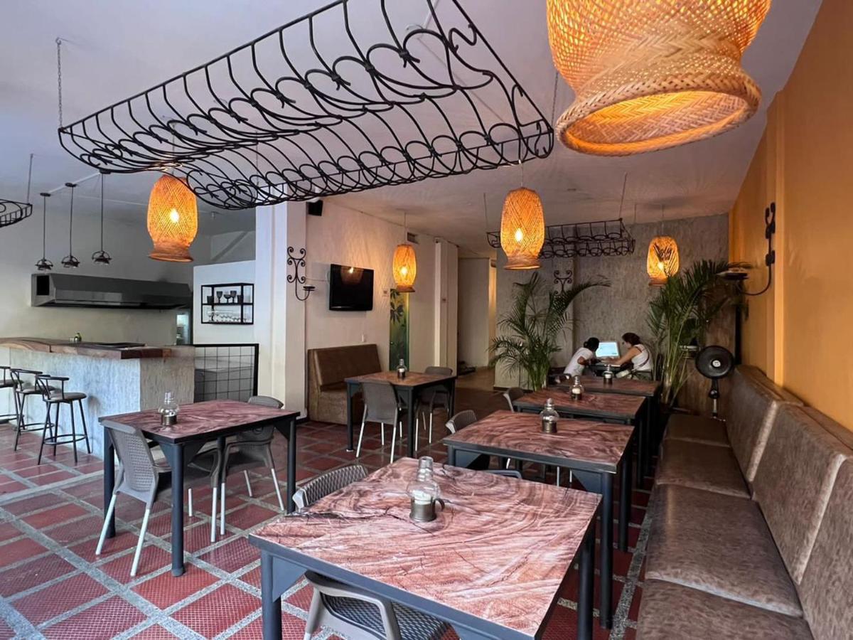 Curazao Hotel -Centro Historico- Santa Fe de Antioquia Ngoại thất bức ảnh