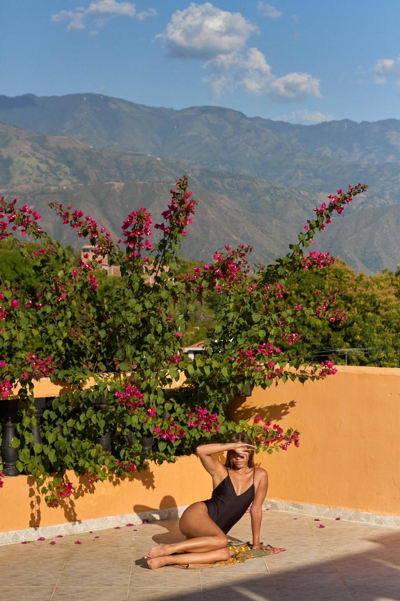 Curazao Hotel -Centro Historico- Santa Fe de Antioquia Ngoại thất bức ảnh