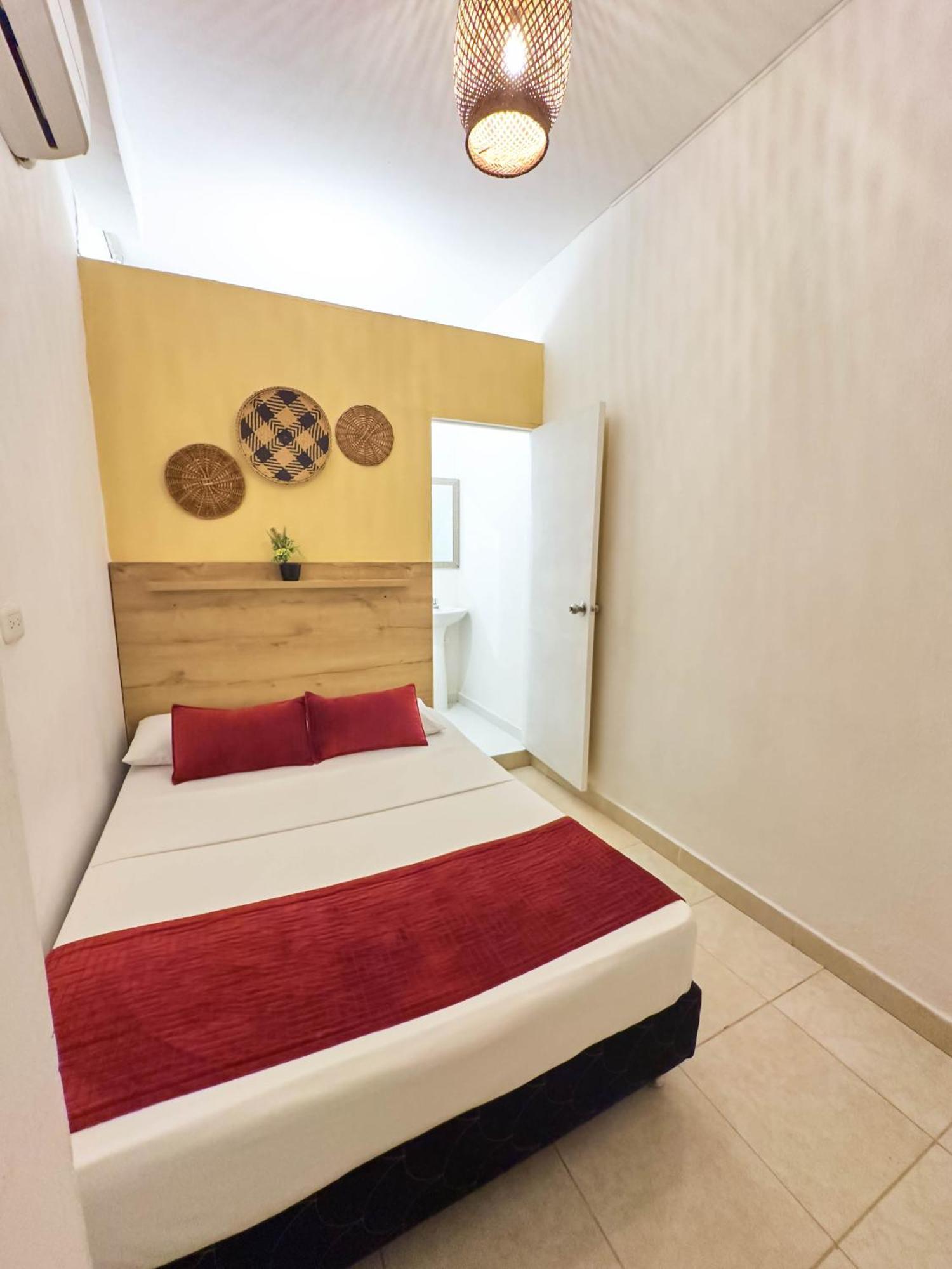 Curazao Hotel -Centro Historico- Santa Fe de Antioquia Ngoại thất bức ảnh
