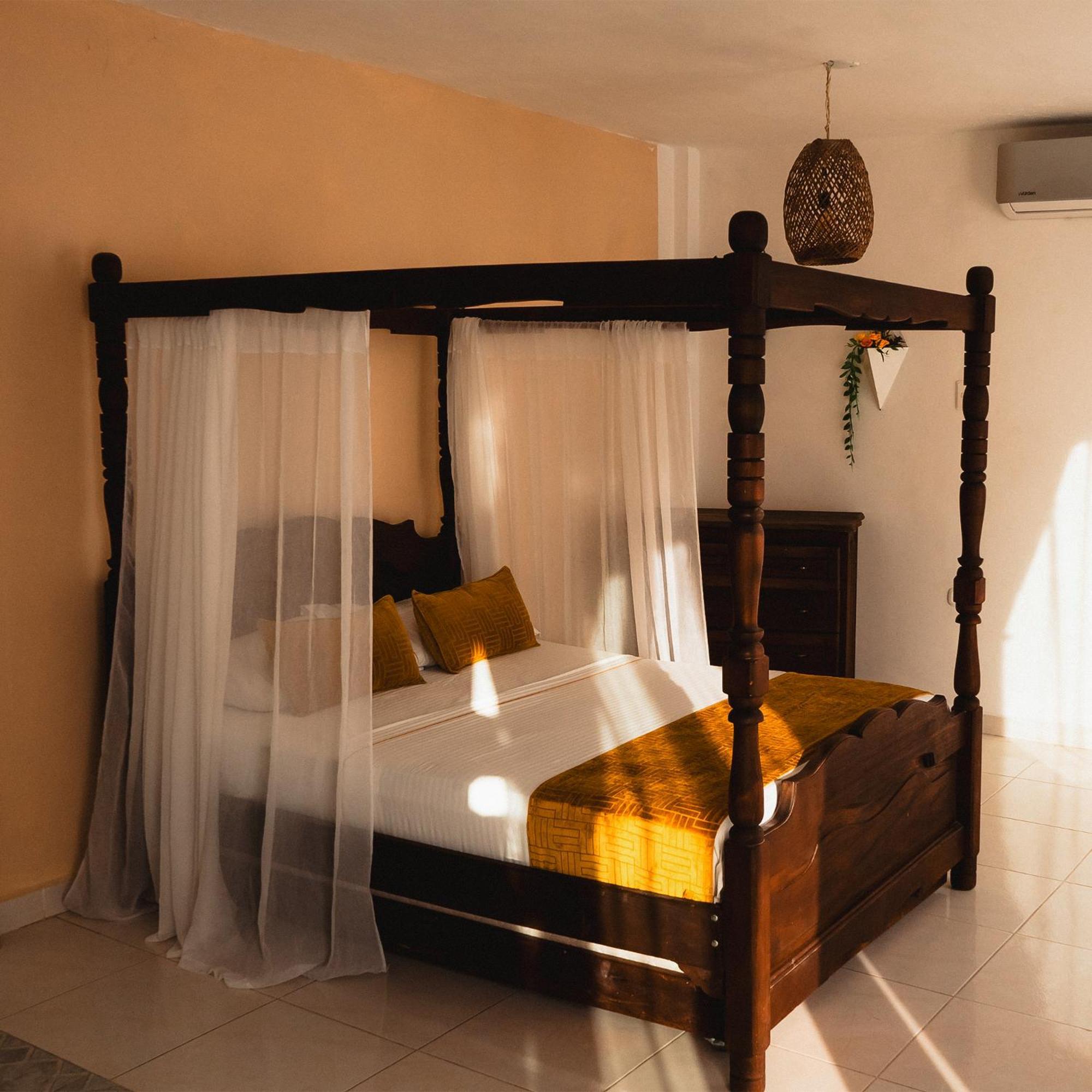 Curazao Hotel -Centro Historico- Santa Fe de Antioquia Ngoại thất bức ảnh