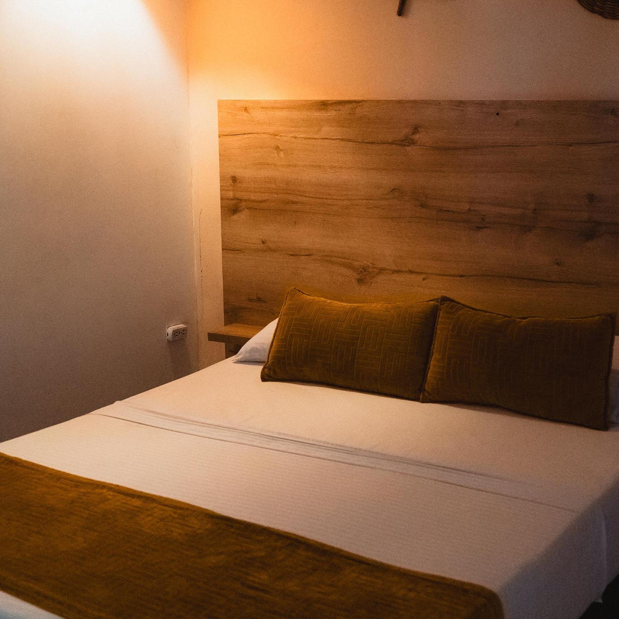 Curazao Hotel -Centro Historico- Santa Fe de Antioquia Ngoại thất bức ảnh